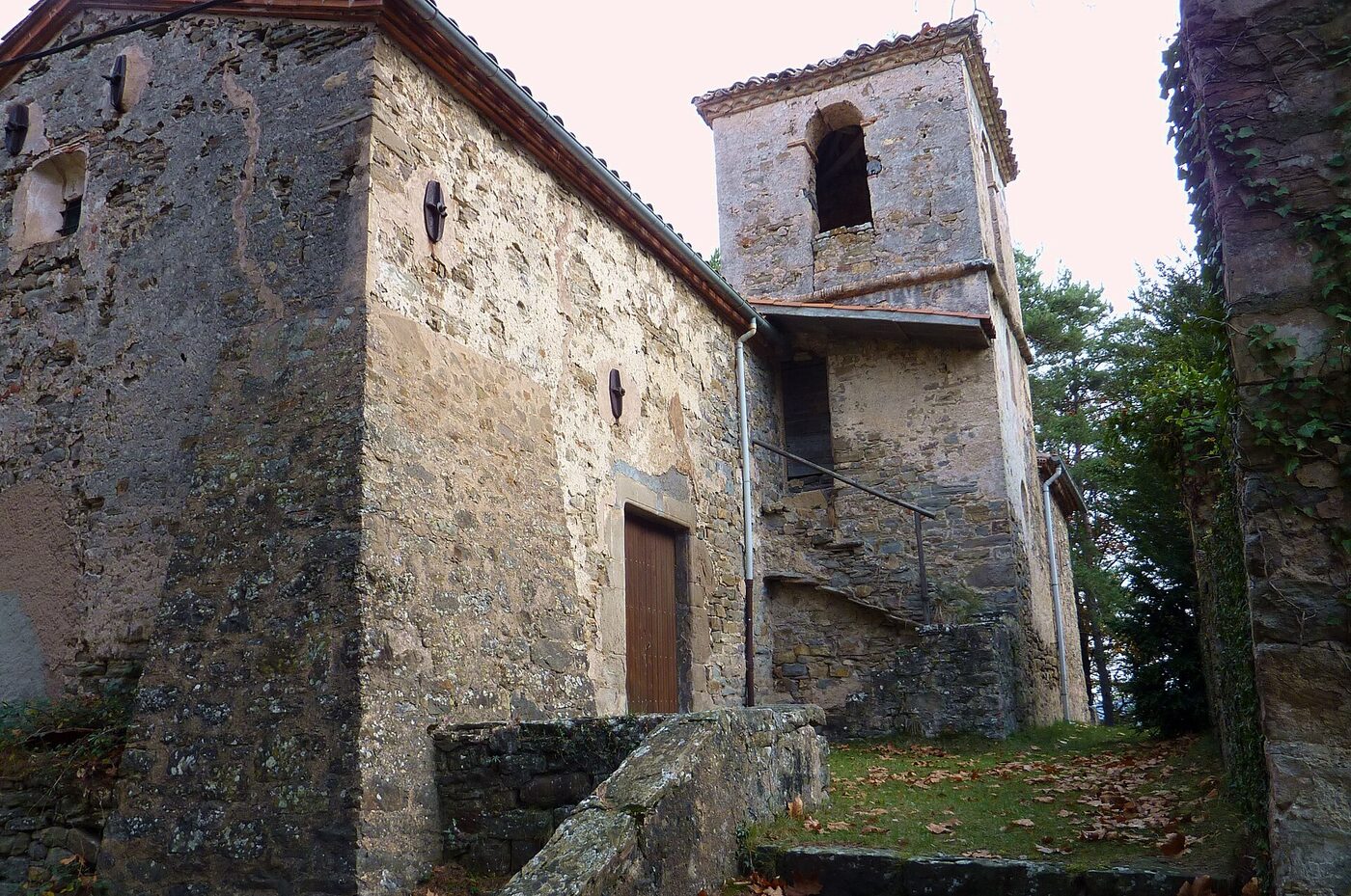 Sant Esteve de Vallespirans en les Llosses