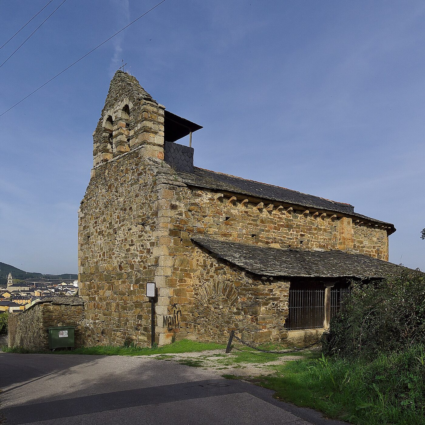 Iglesia de Santa María de Vizbayo en Ponferrada