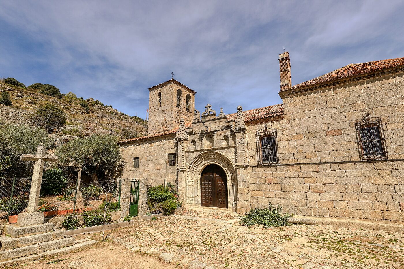 Iglesia de Santa María la Mayor en Herradón de Pinares