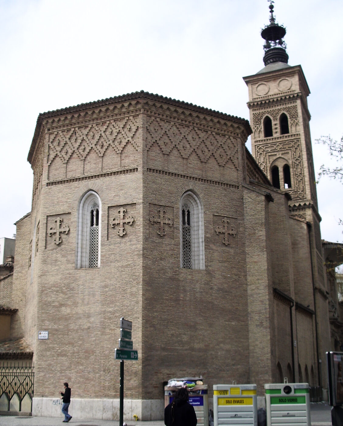 Iglesia de San Miguel de los Navarros en Zaragoza