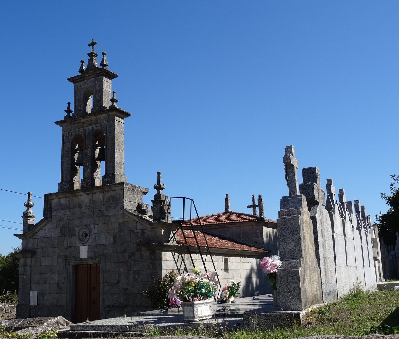 Igrexa de San Martiño de Presqueira en Baños de Molgas