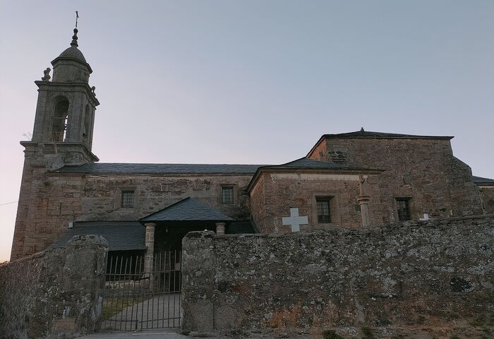 Iglesia de la Virgen de las Candelas de Cernadilla