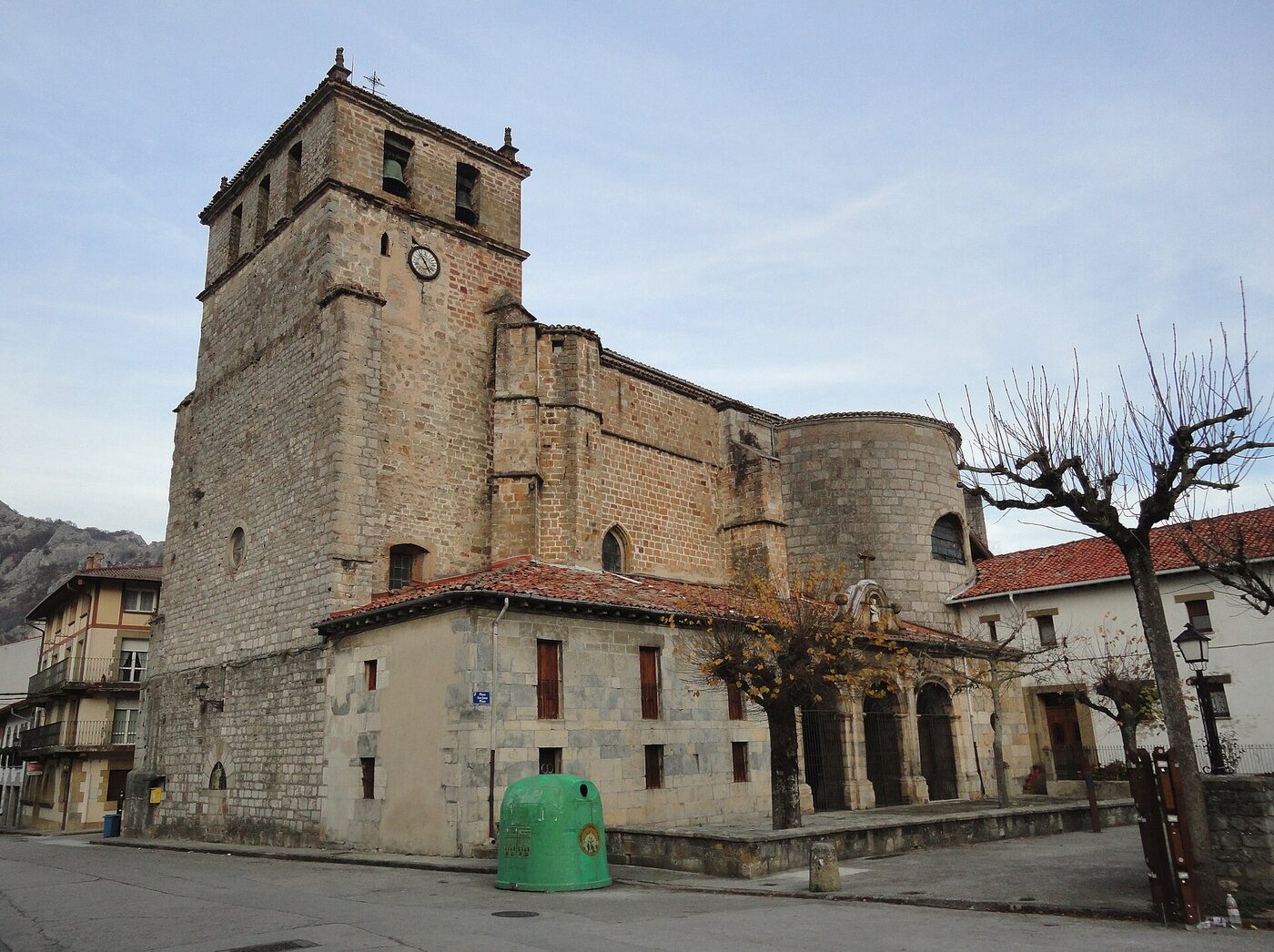 San Joan Bataiatzailearen eliza en Huarte-Araquil