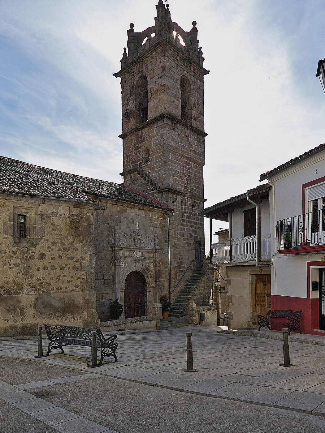 Iglesia de Santa Maria en Baños de Montemayor