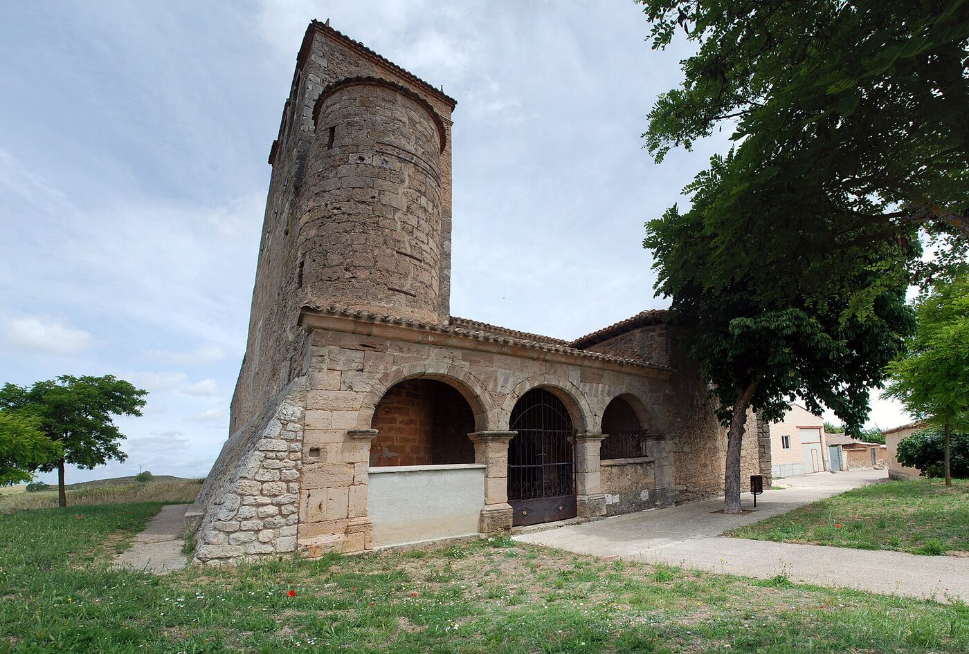 Iglesia de San Bartolomé Apóstol en Castrillo de Riopisuerga