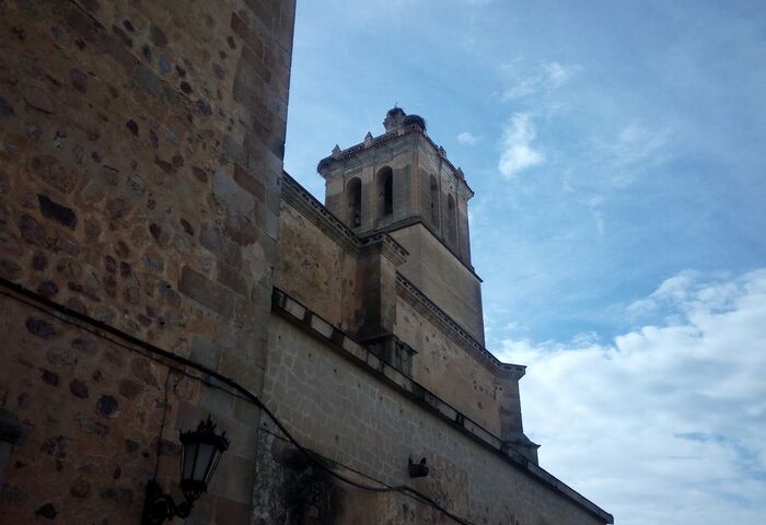 Iglesia de San Pedro Apóstol