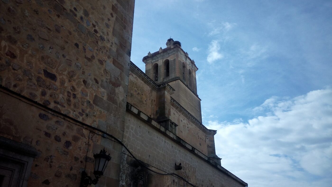 Iglesia de San Pedro Apóstol en Montijo