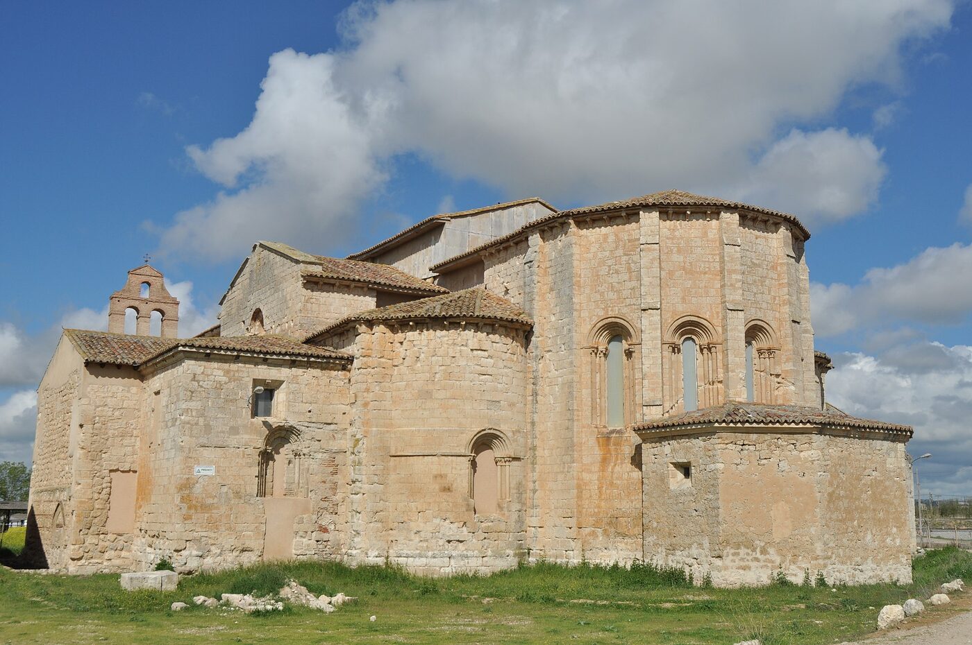Monasterio de Santa María de Palazuelos en Corcos
