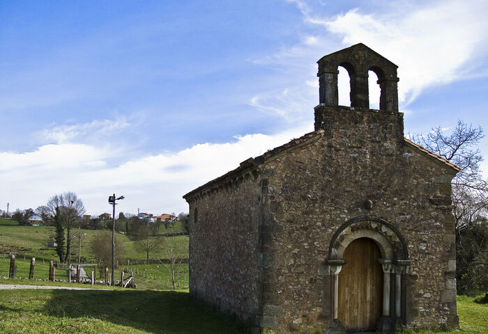 Iglesia de San Esteban de Aramil