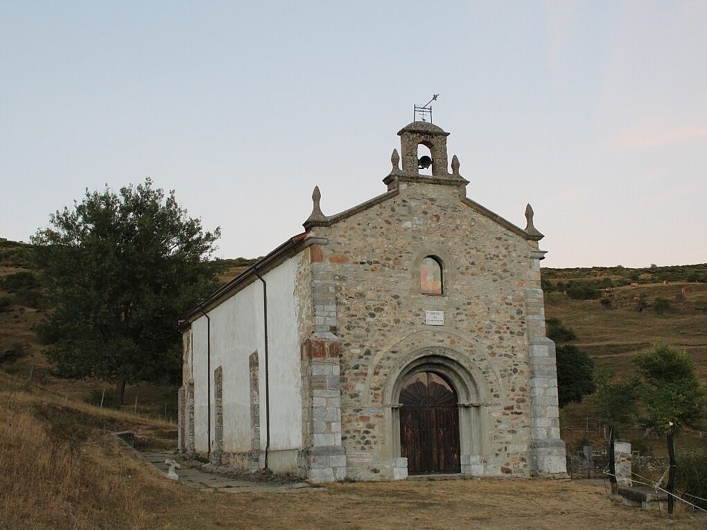 Ermita de Santo Cristo del Río en Velilla del Río Carrión