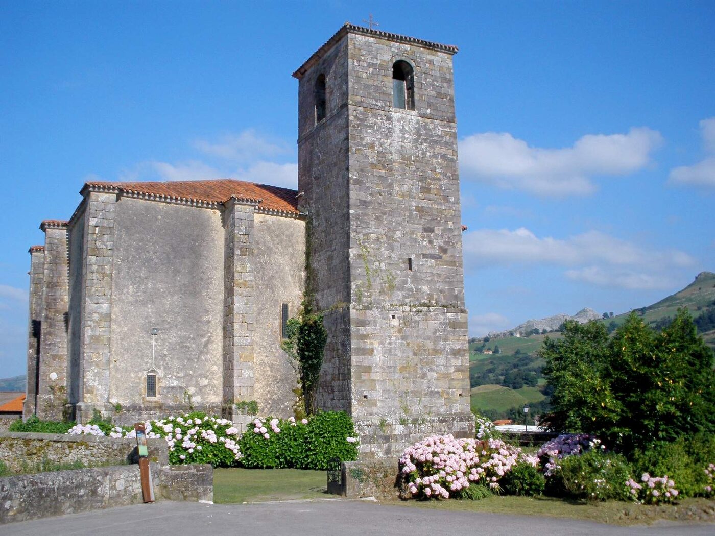 Iglesia de San Pedro ad Víncula en Liérganes