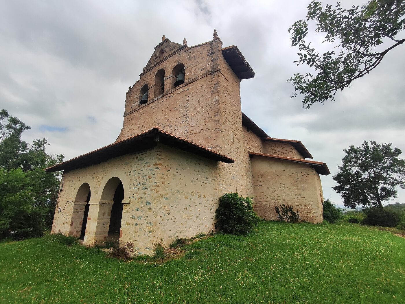 Iglesia de San Vicente en Iruraiz-Gauna