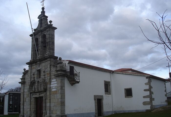Igrexa Vella de San Salvador de Maniños