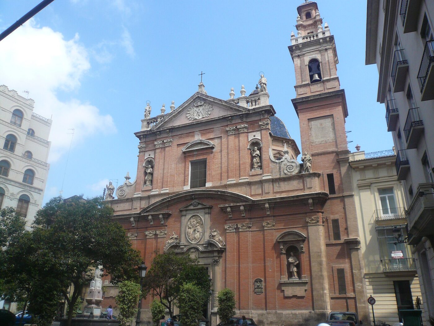 Iglesia de Santo Tomas Apostol y San Felipe Neri en Valencia