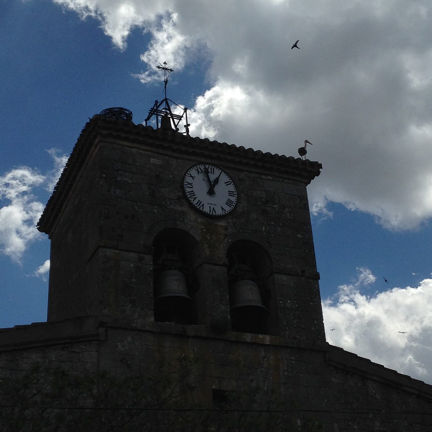 Iglesia de San Miguel en Cuevas de San Clemente