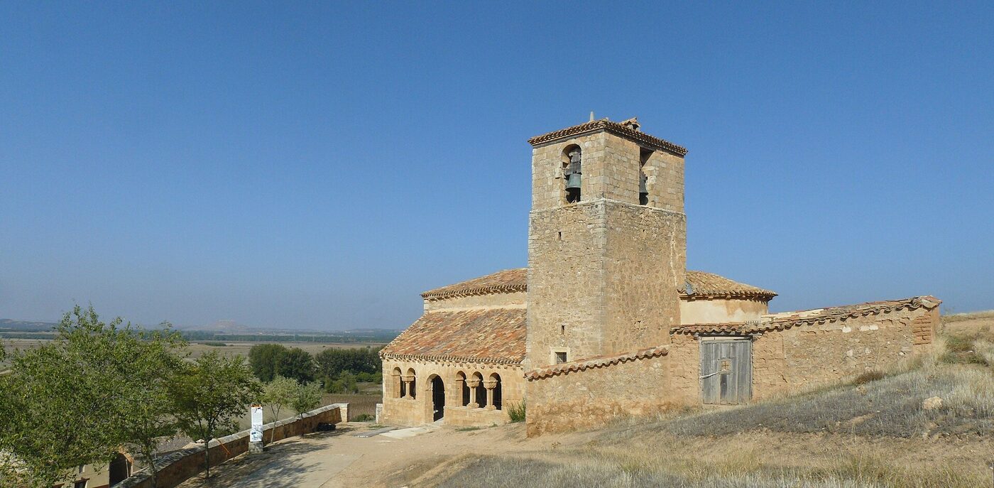 Iglesia parroquial en Bayubas de Abajo