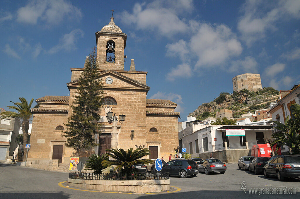 Iglesia Nuestra Señora del Rosario en Vélez de Benaudalla