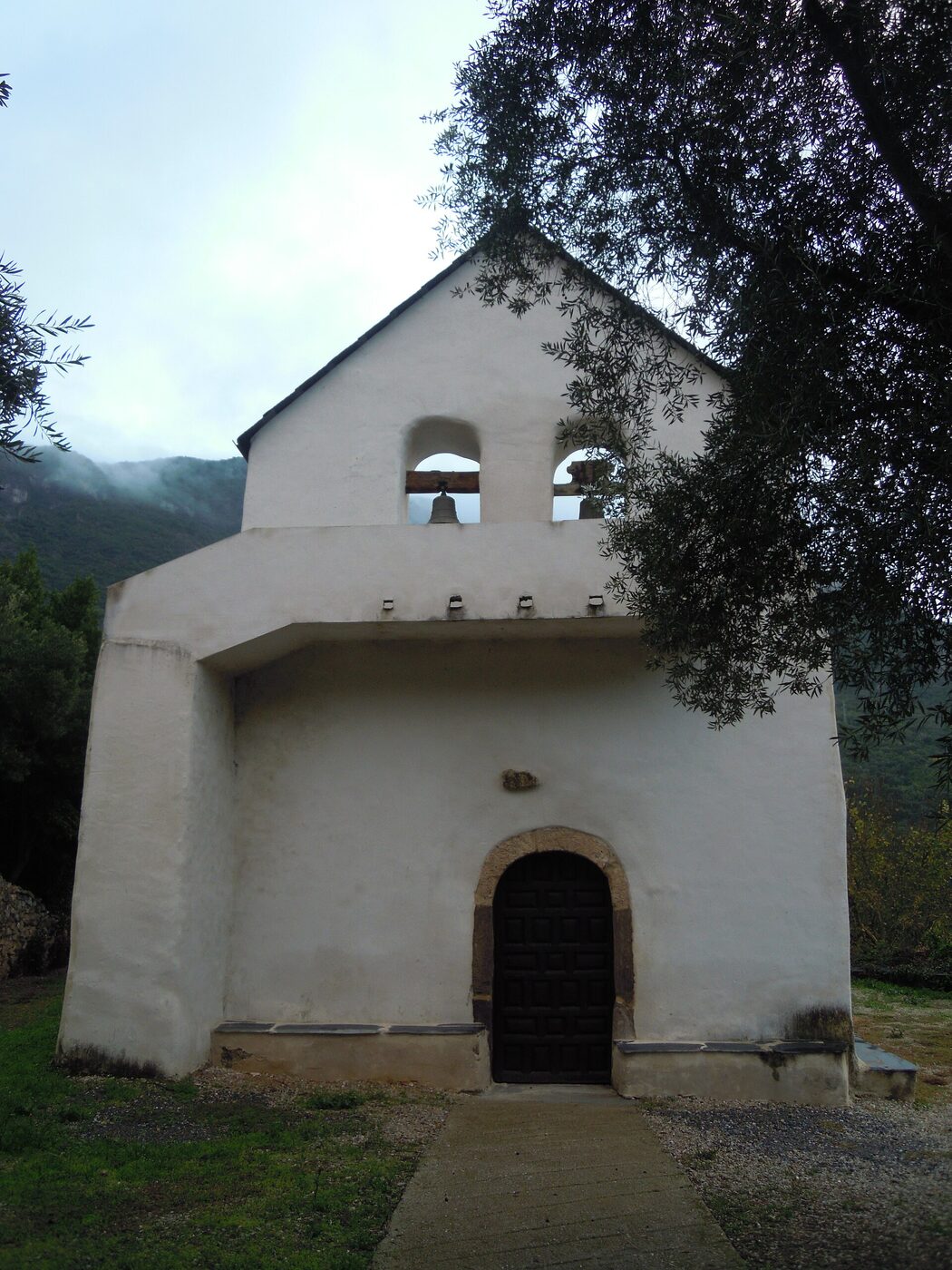 Igrexa de San Salvador de Covas en Rubiá