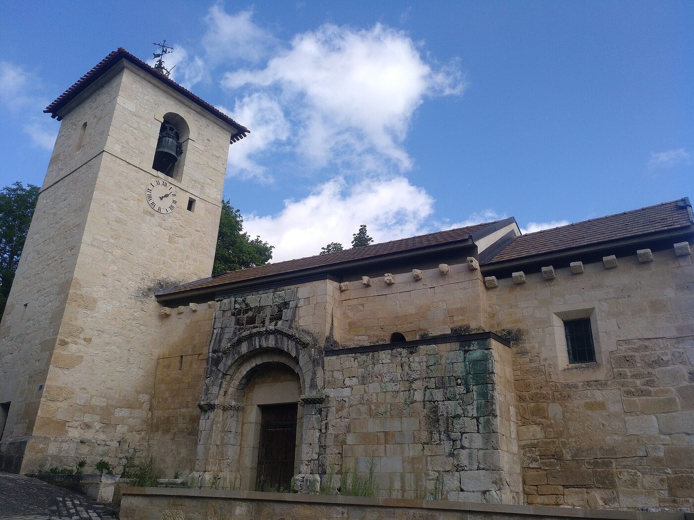 Durruma eliza en Valdegovía