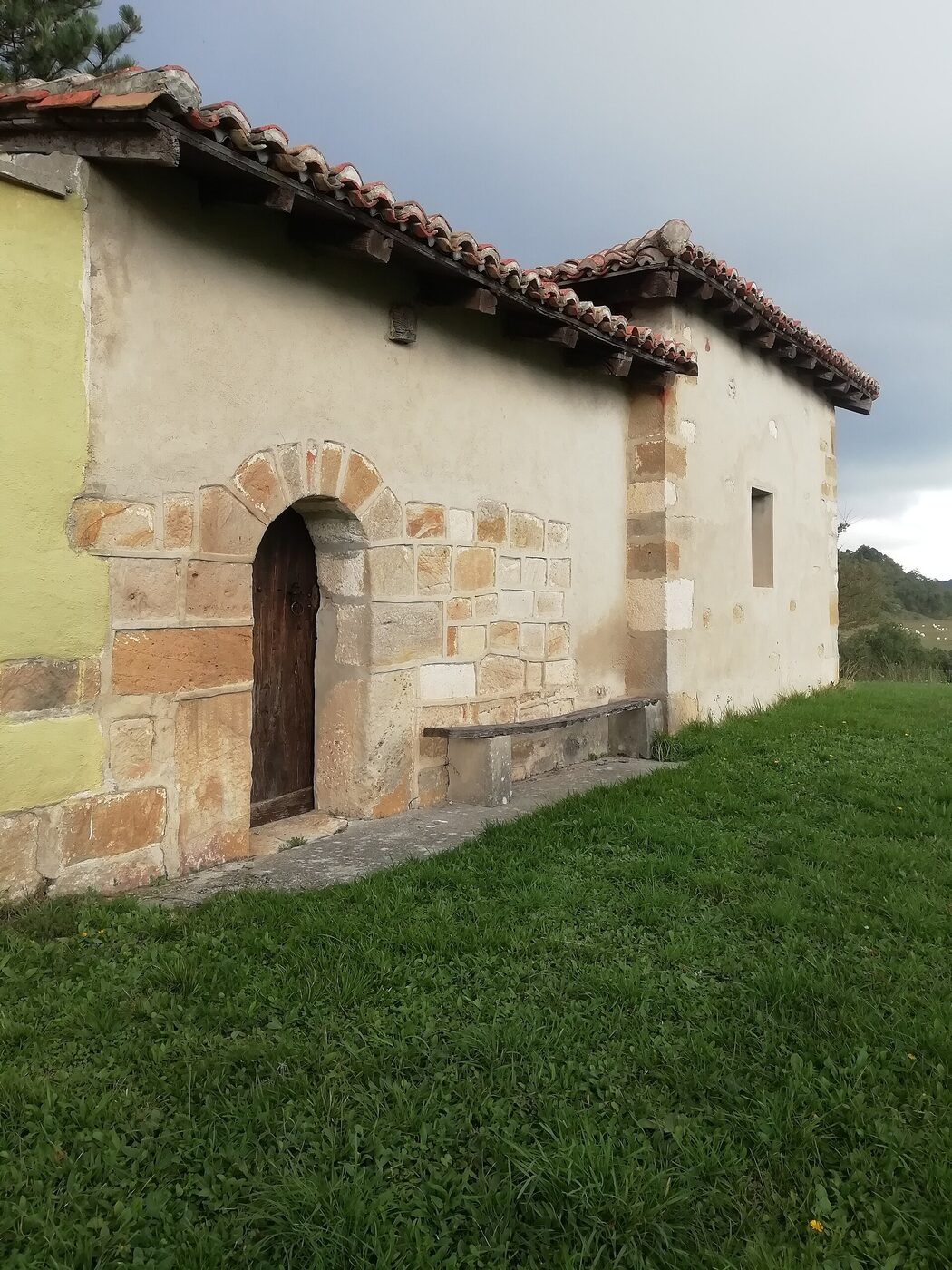 Artzanegi baseliza en Aspárrena