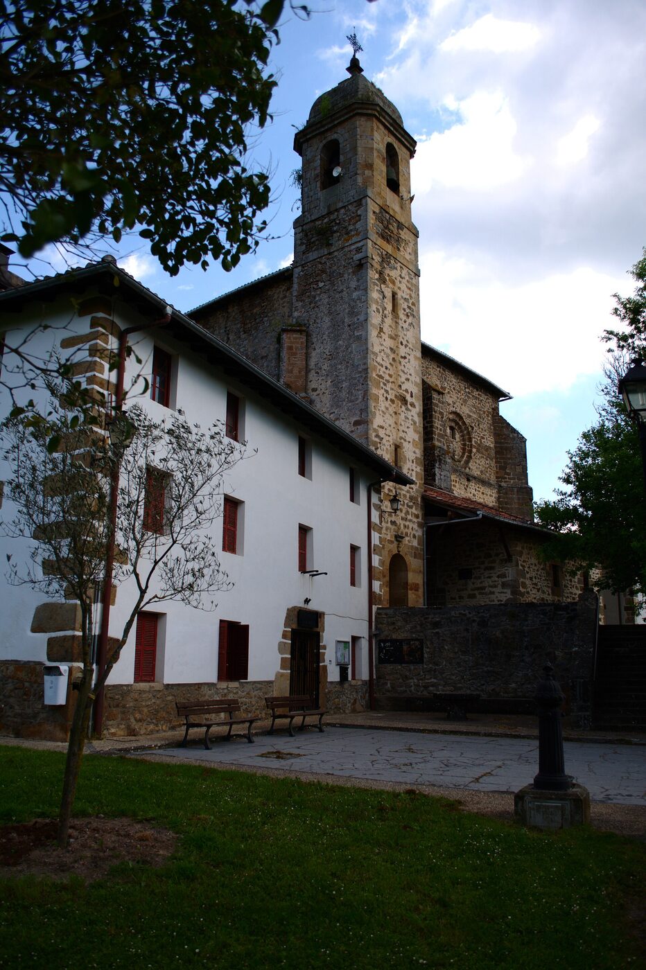 San Pedro eliza en Aramayona