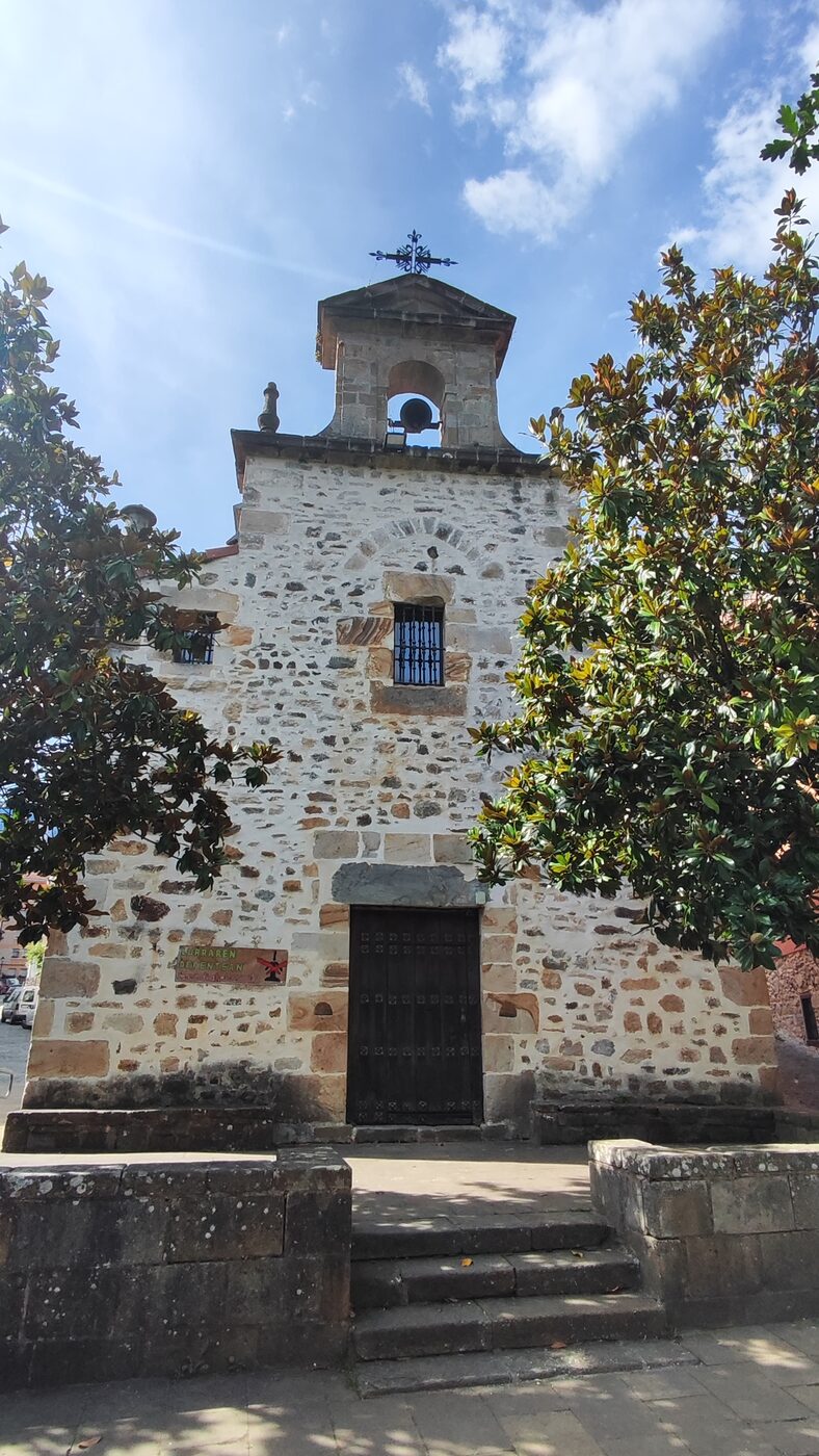 Ermita de San Sebastián de Ibarra "Sastiña" en Aramayona