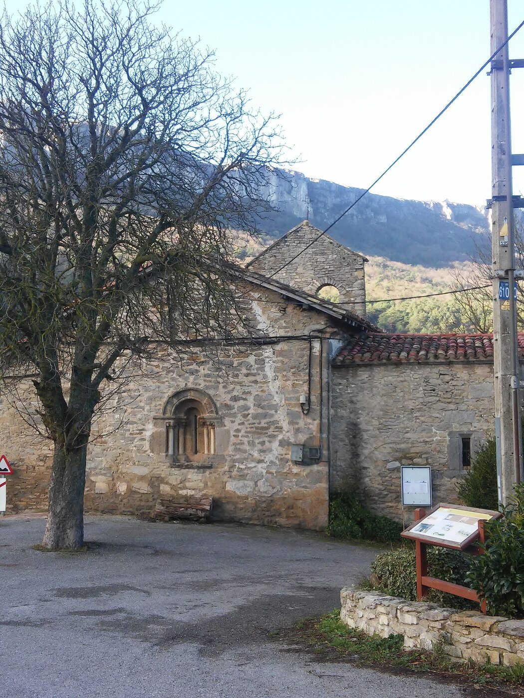 Iglesia de Santiago en Kuartango