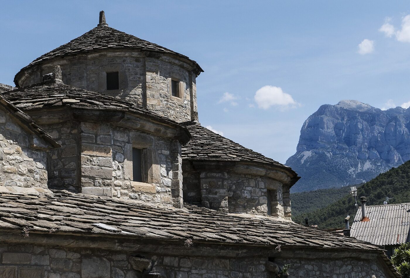 Iglesia de San Sebastián en Labuerda
