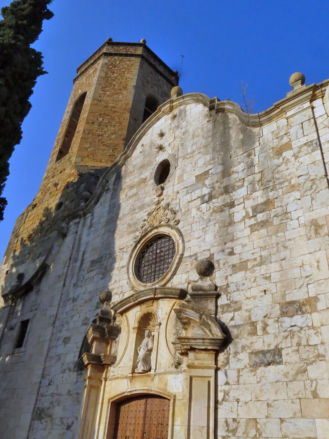 Església de Sant Génis en Monells i Sant Sadurní de l'Heura