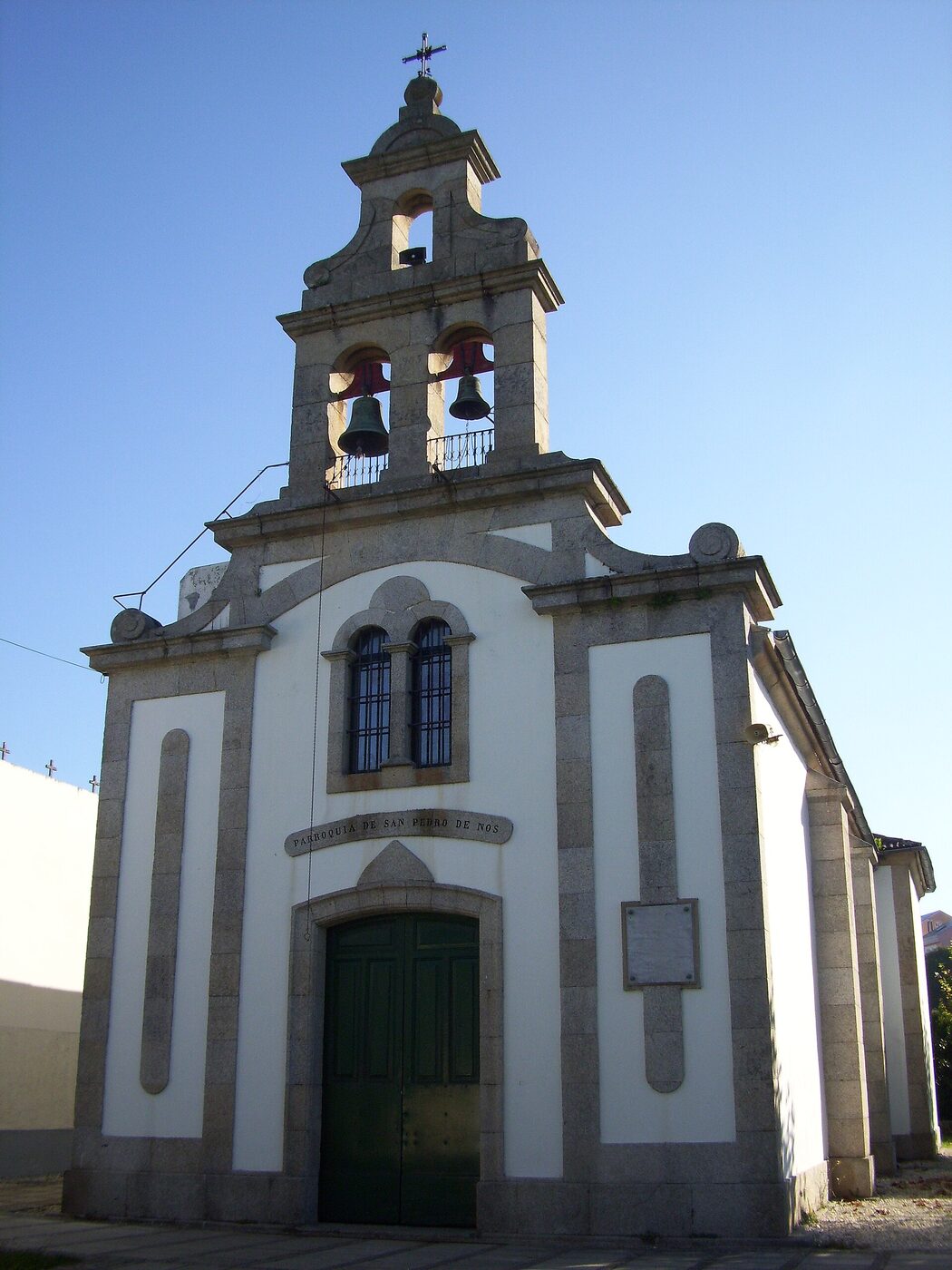 Igrexa de San Pedro de Nós en Oleiros