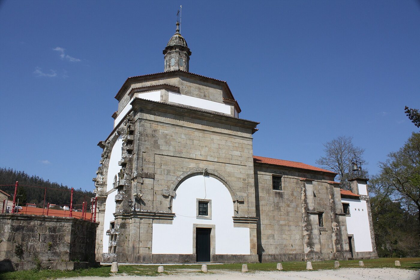Ermida de Santa Minia en Pedrouzos