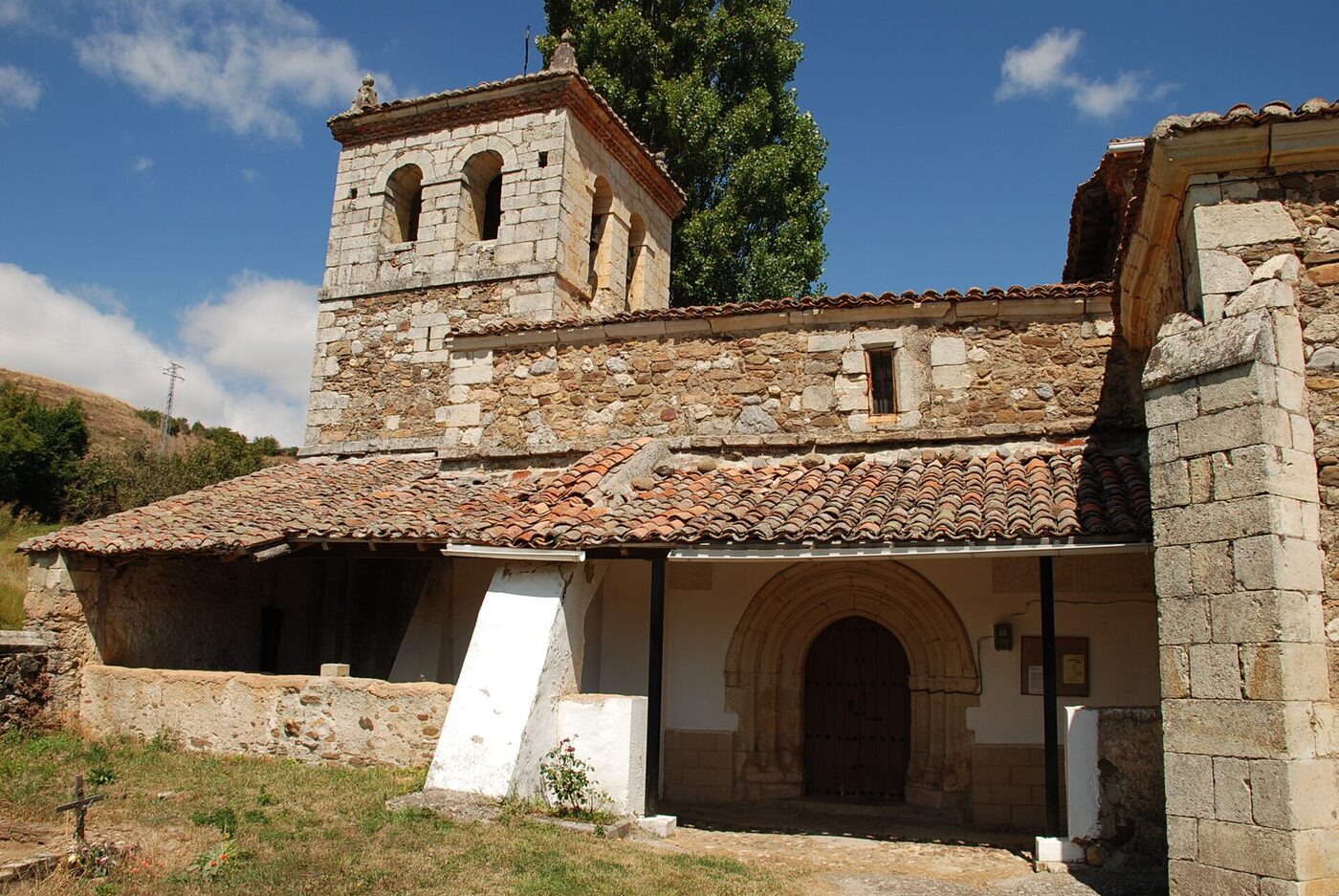 Iglesia de santa Bárbara en Respenda de la Peña