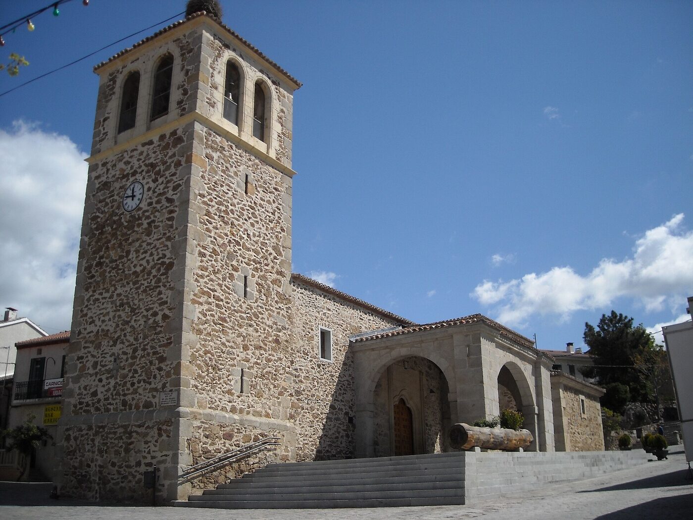 Iglesia Parroquial S. Pedro Apóstol en Garganta de los Montes