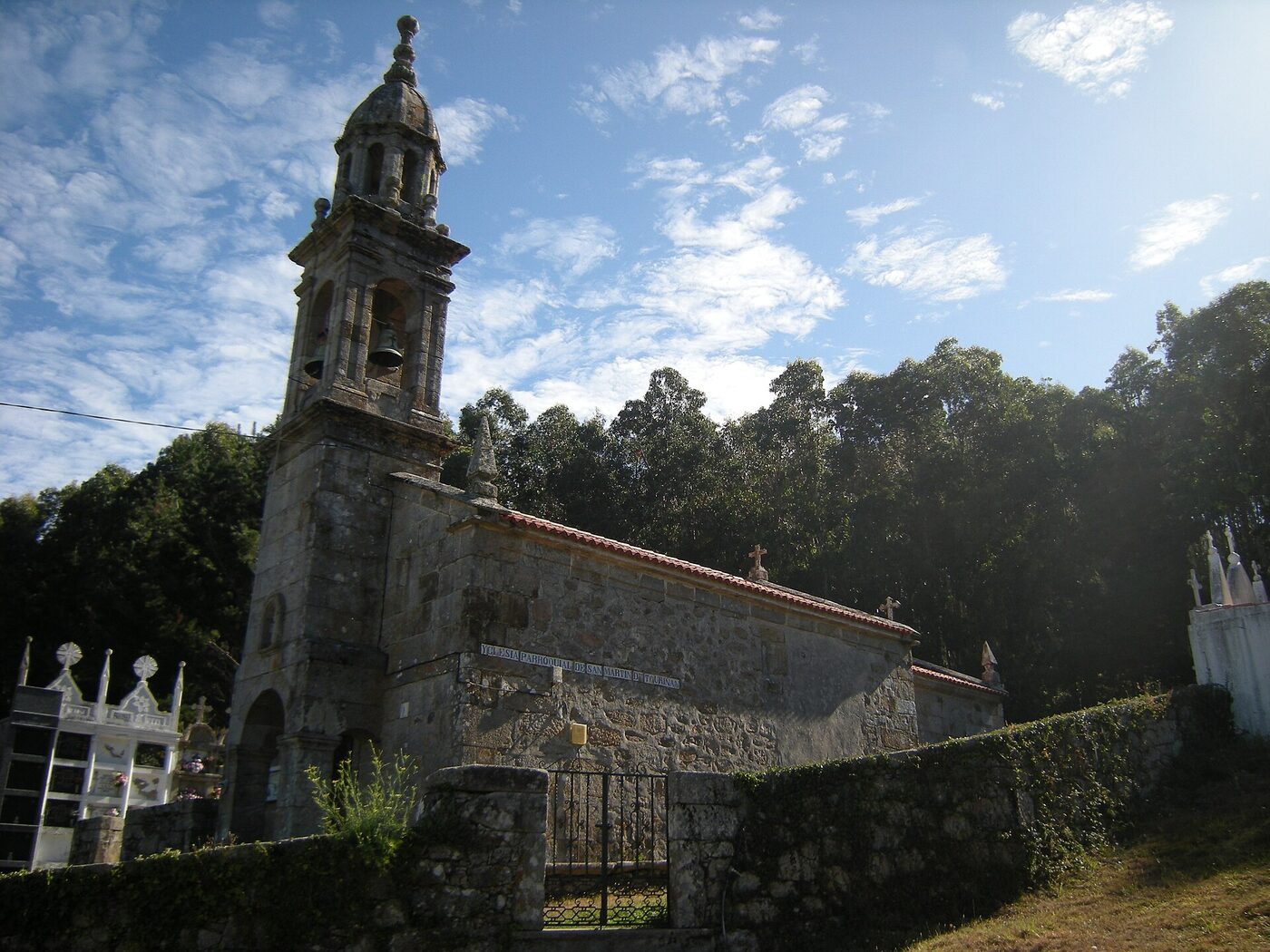 Igrexa de San Martiño de Touriñán en Muxía