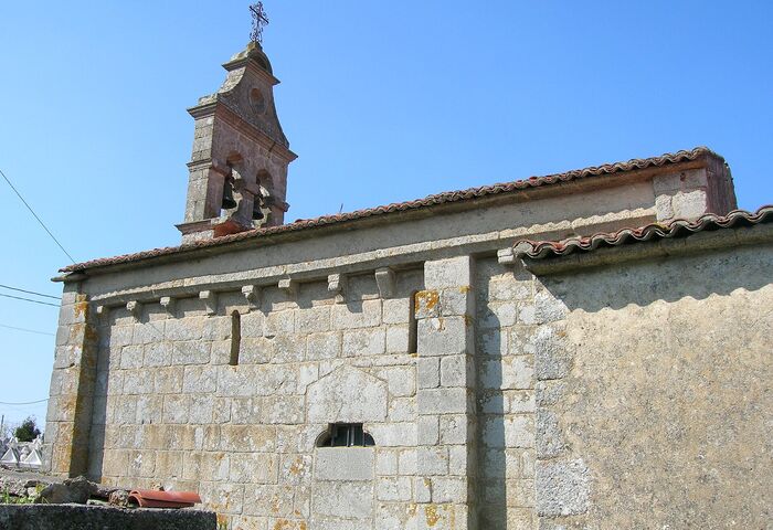 Igrexa de San Xulián de Coirós