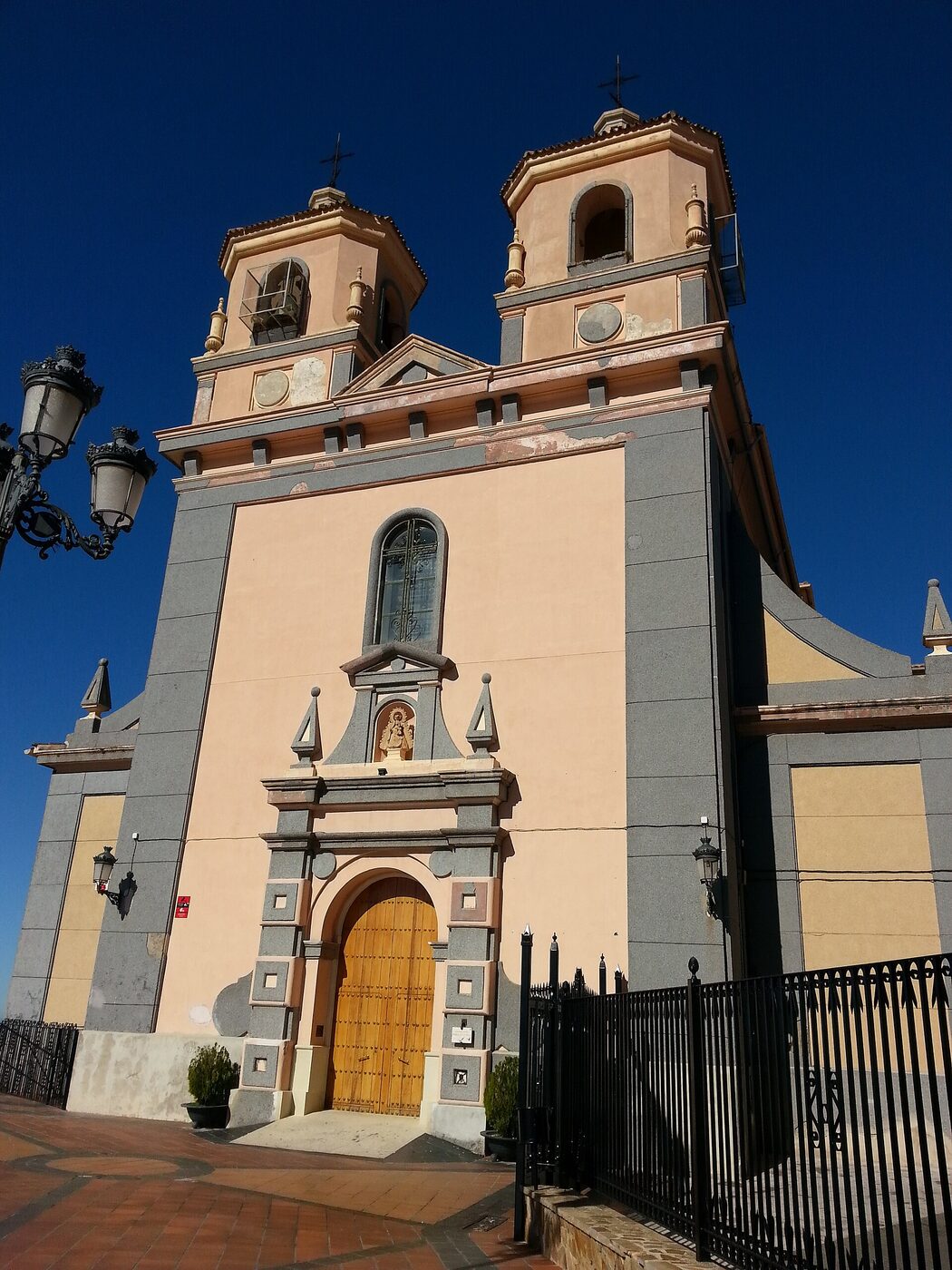 Santuario de la Virgen de la Villa en Martos