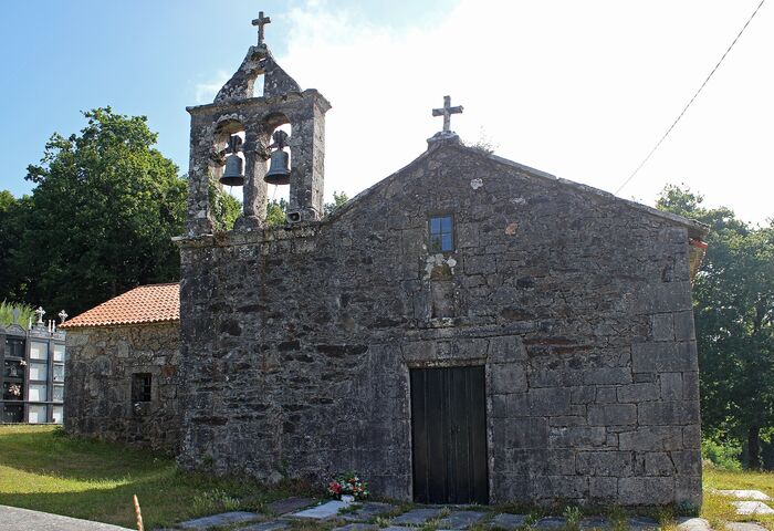 Igrexa de San Lourenzo de Carelle
