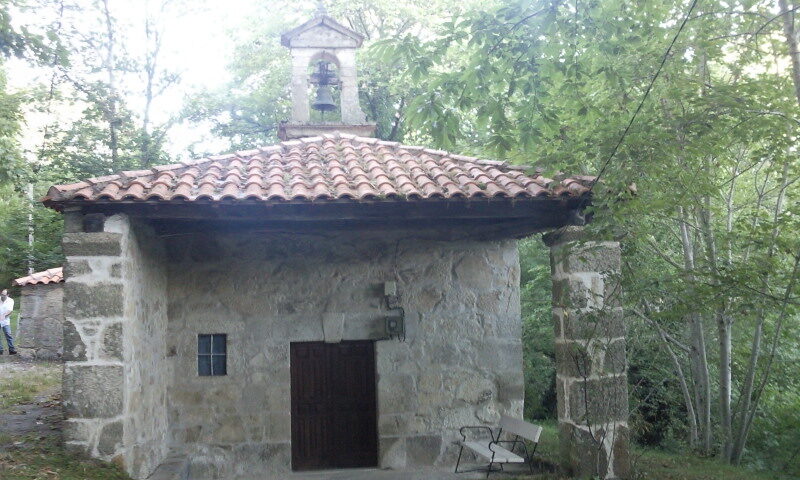 Capela de Santo Antonio de Domecelle en O Campo
