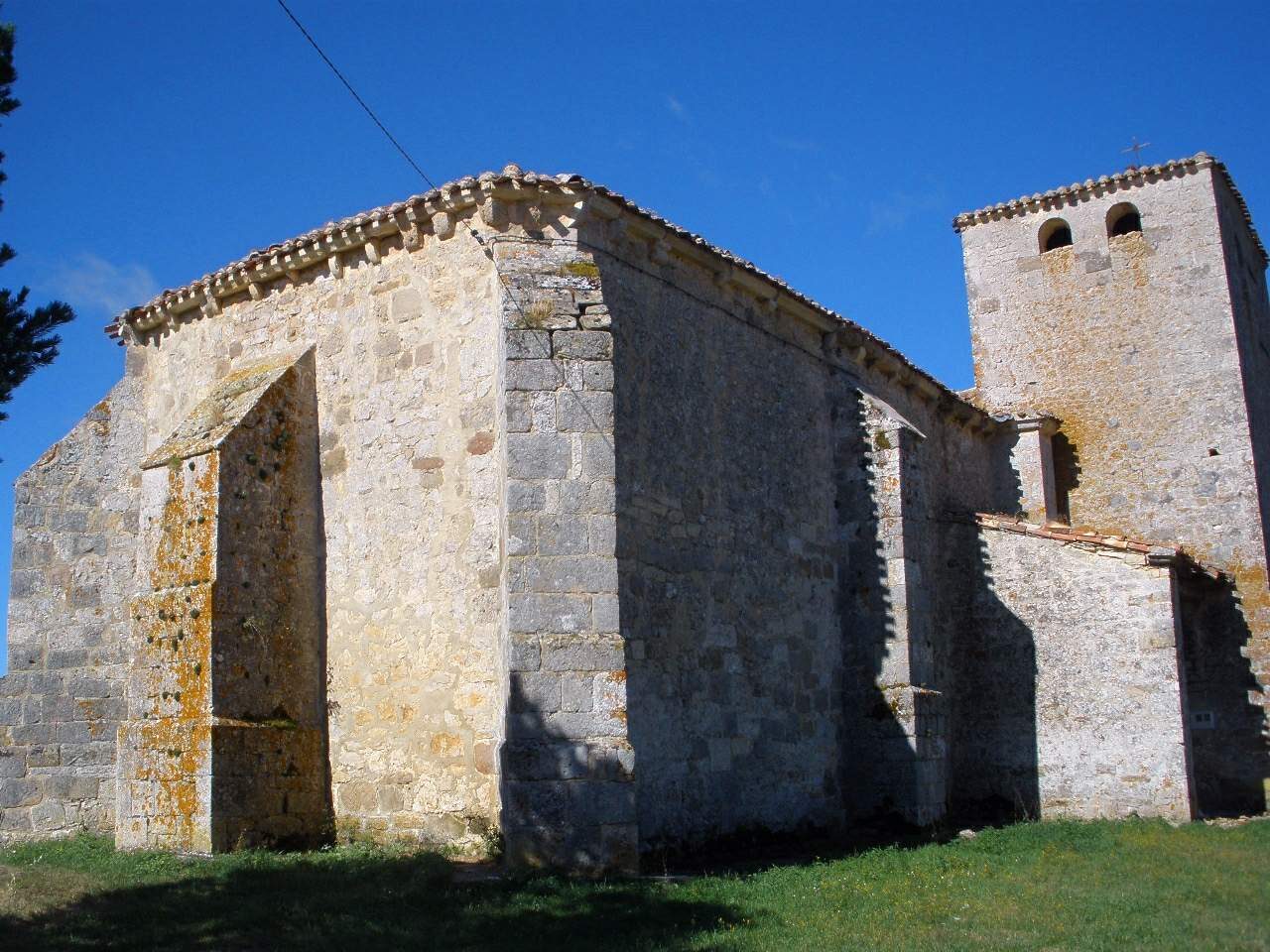 iglesia de la Exaltación de la Santa Cruz en Basconcillos del Tozo