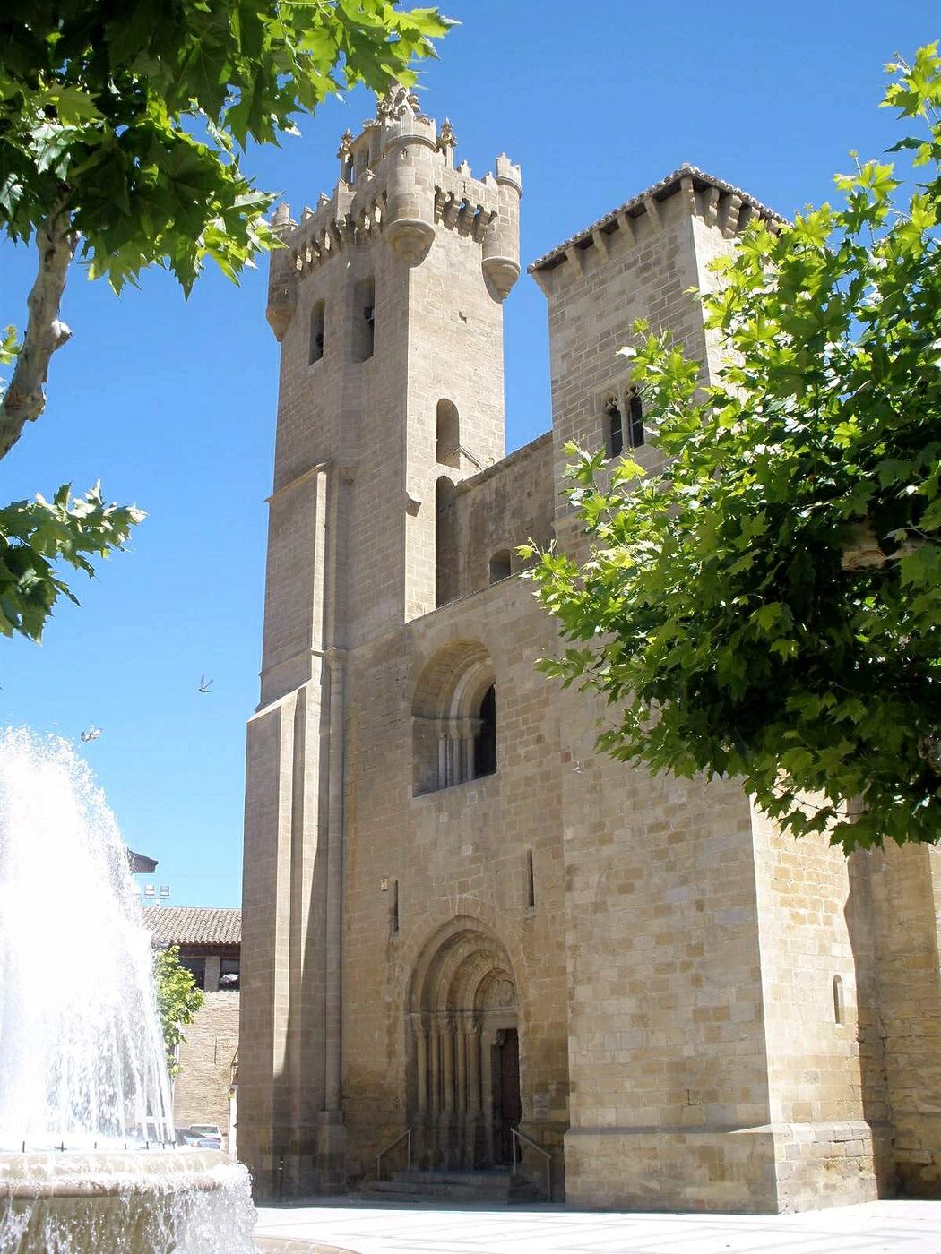 Iglesia de San Salvador en Ejea de los Caballeros