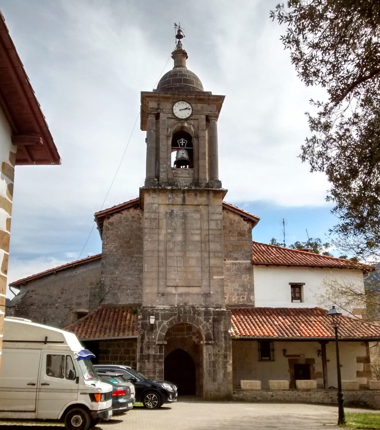 San Juan eliza en Arechavaleta
