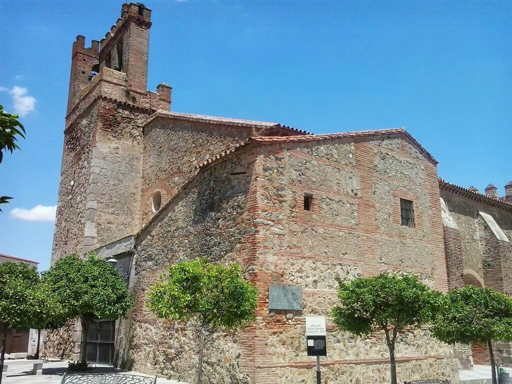 Iglesia del Divino Salvador en Calzadilla de los Barros