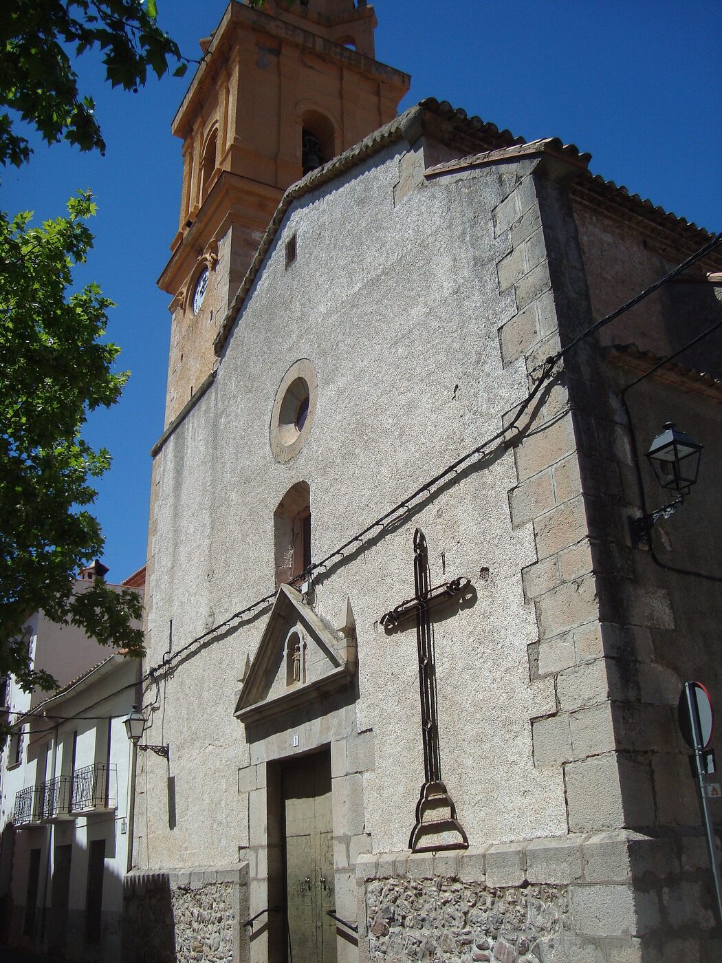 Iglesia Parroquial de San Bernardo en Cirat