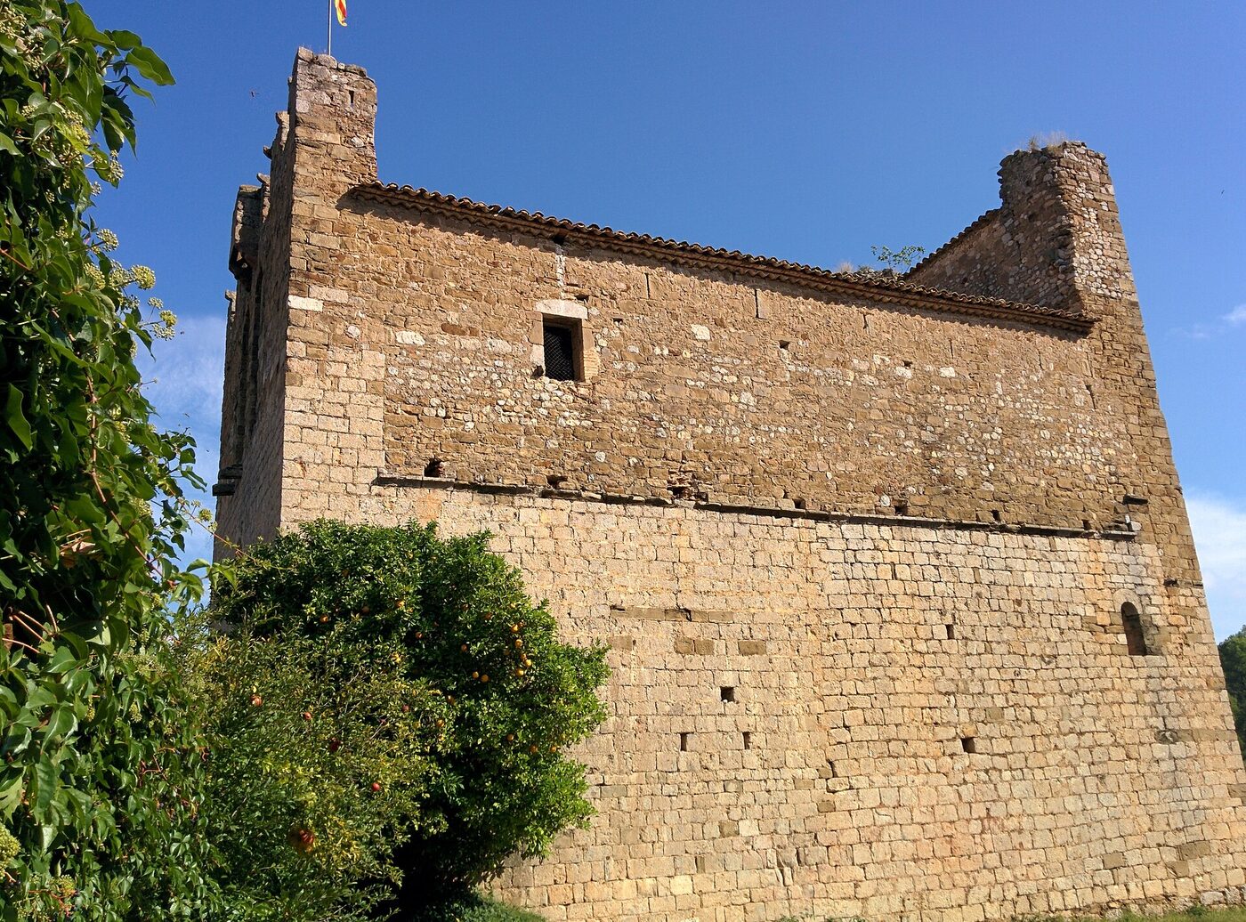 Església de Santa Eugènia en Camallera i Llampaies