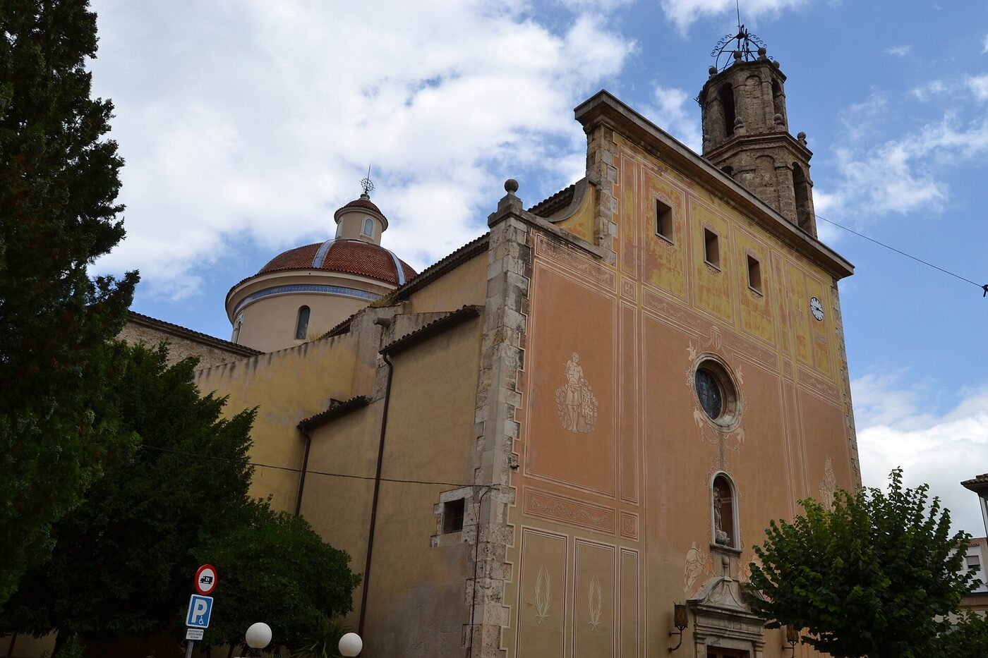 Església de Santa Maria en Capellades