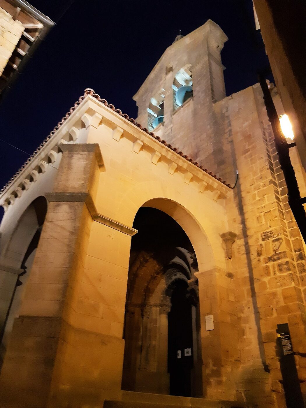 Iglesia de San Martín de Tours en San Martín de Unx
