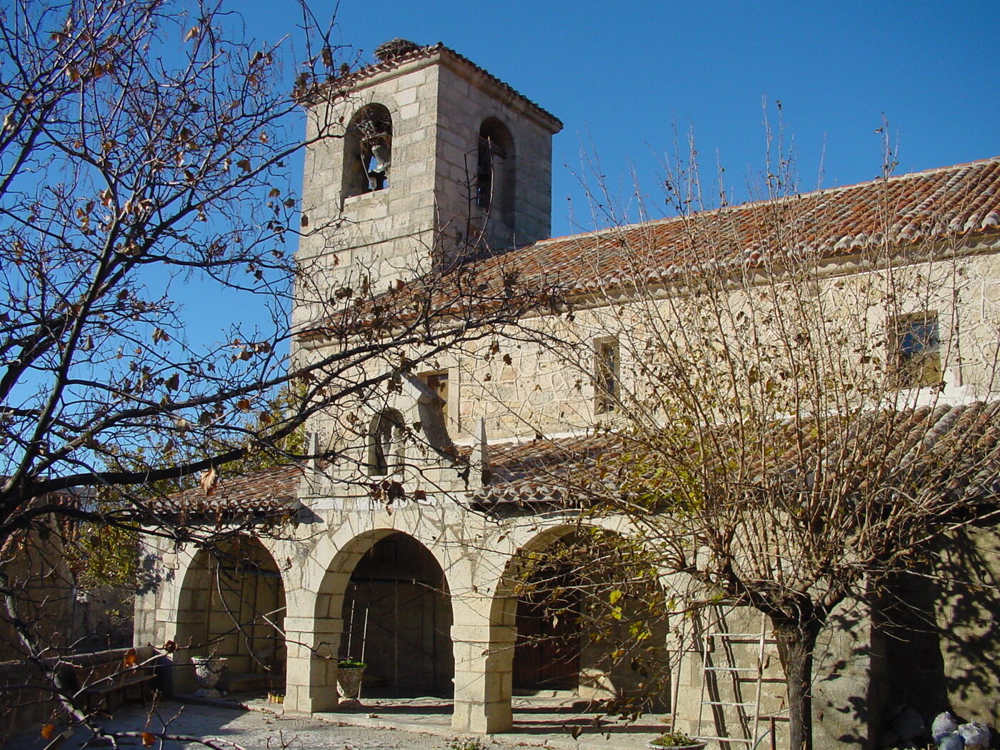 Iglesia de San Nicolás de Bari en Lozoyuela-Navas-Sieteiglesias