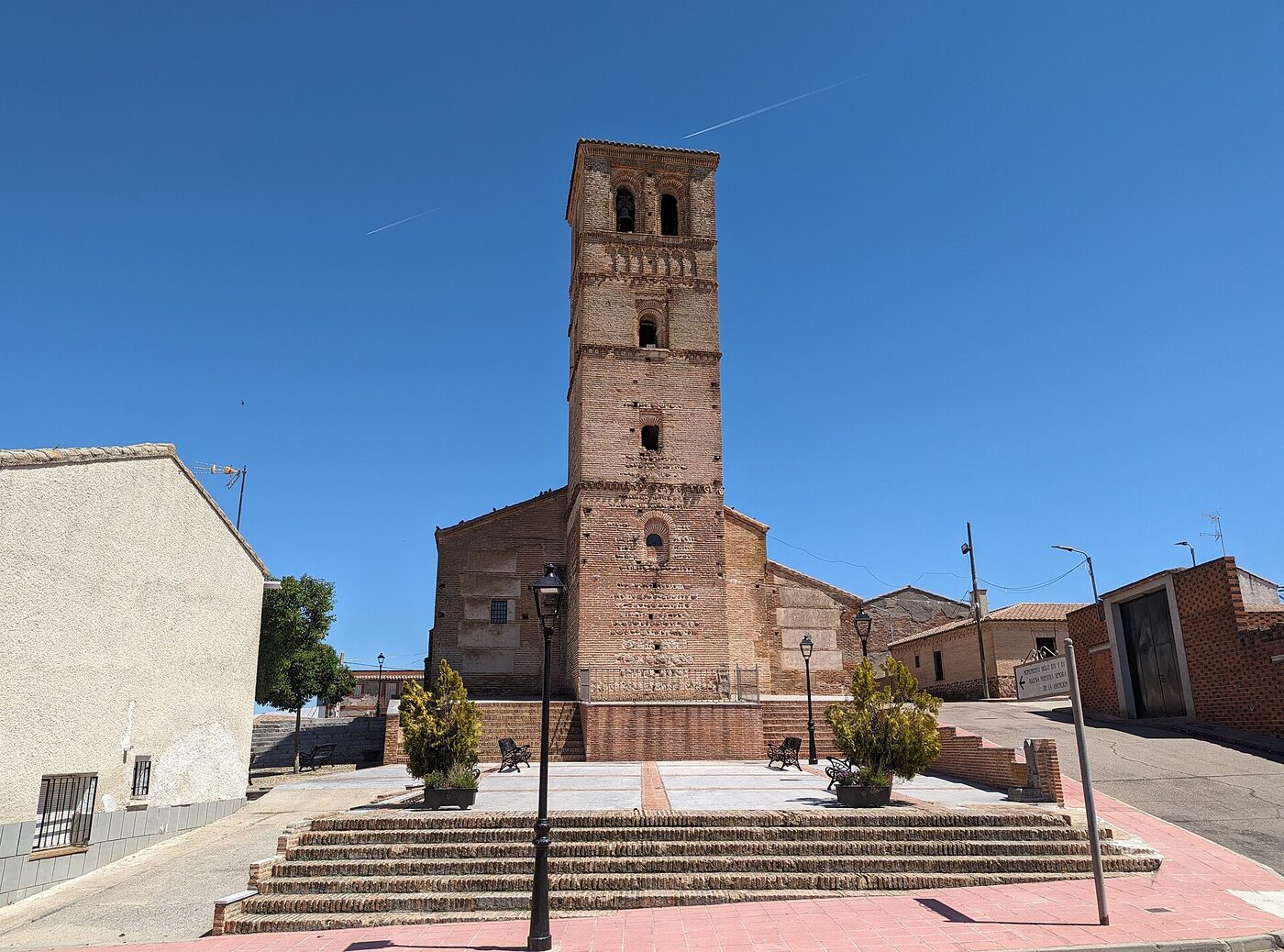 Iglesia Nuestra Señora de la Asunción en Erustes