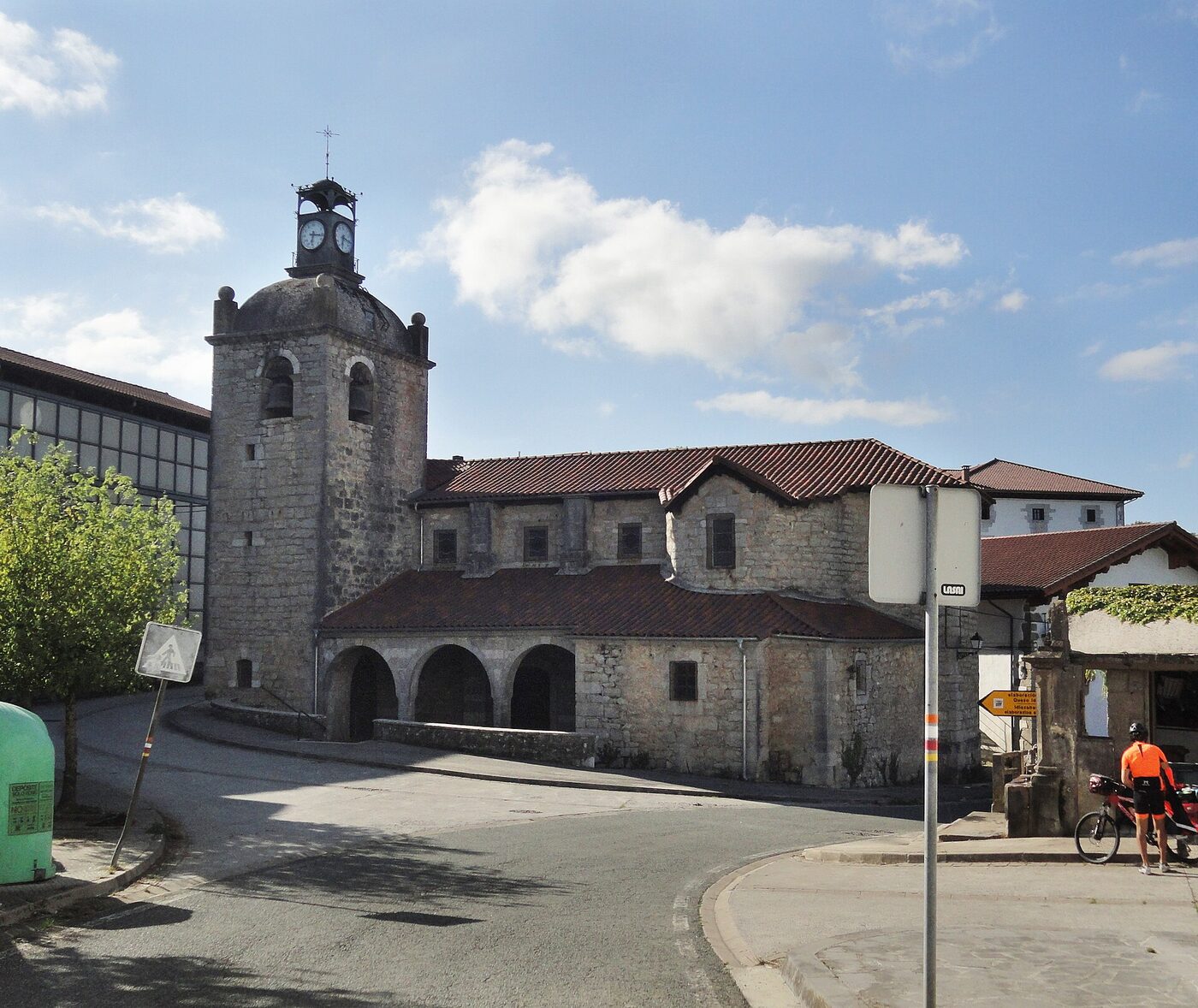 San Migel eliza en Larraun