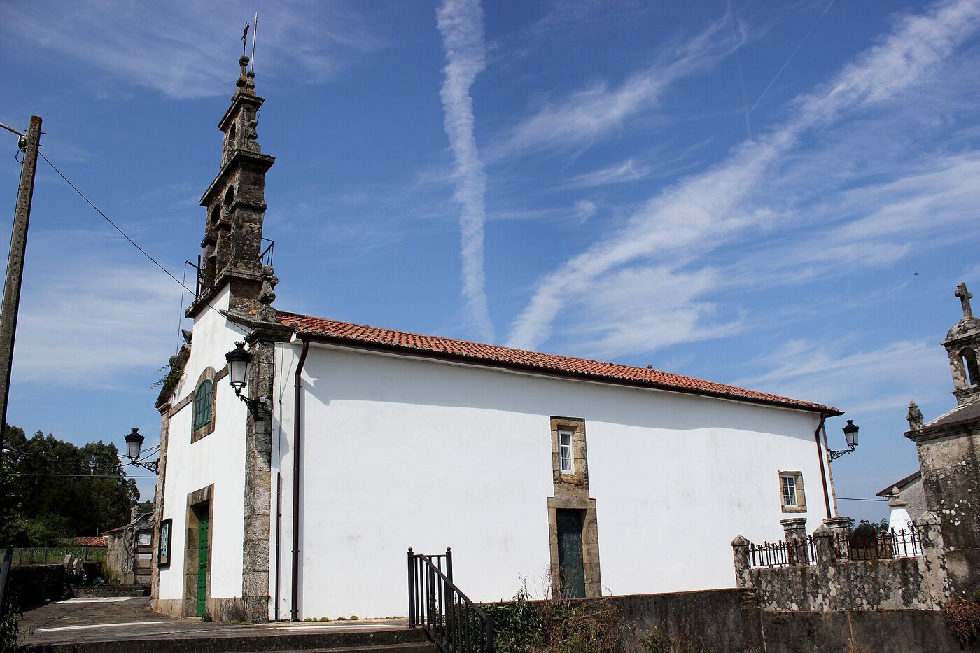 Igrexa de Santa María de Castrofeito en O Pino